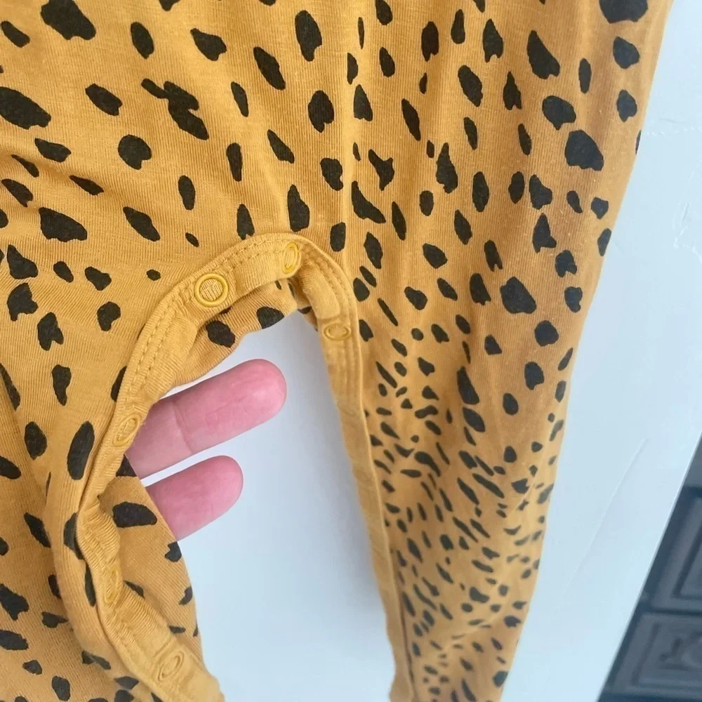 Kyte baby leopard print long all 3T longall nutmeg